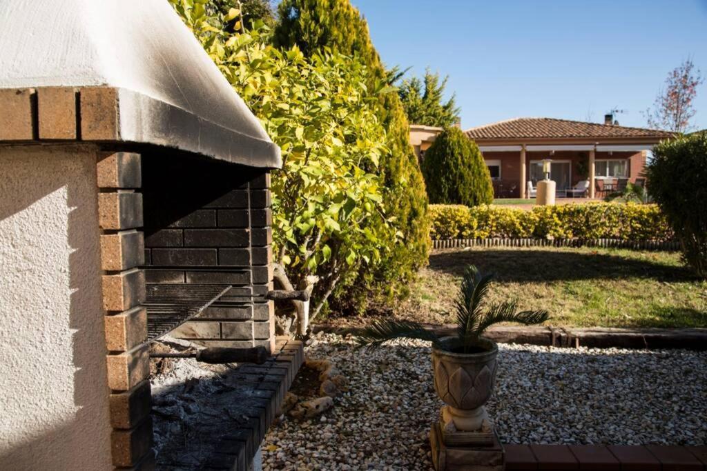 Casa Bella Con Piscina Villa Caldes De Montbui Buitenkant foto