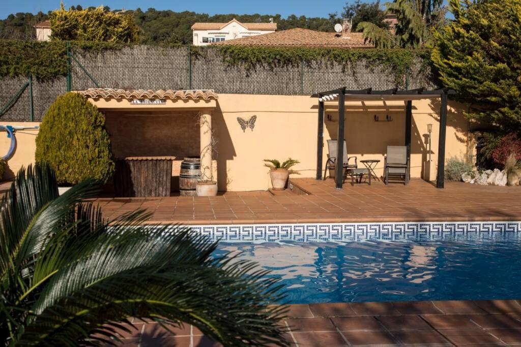 Casa Bella Con Piscina Villa Caldes De Montbui Buitenkant foto